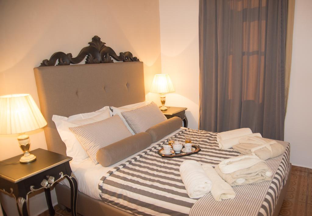 Porto Enetiko Suites Ρέθυμνο Δωμάτιο φωτογραφία